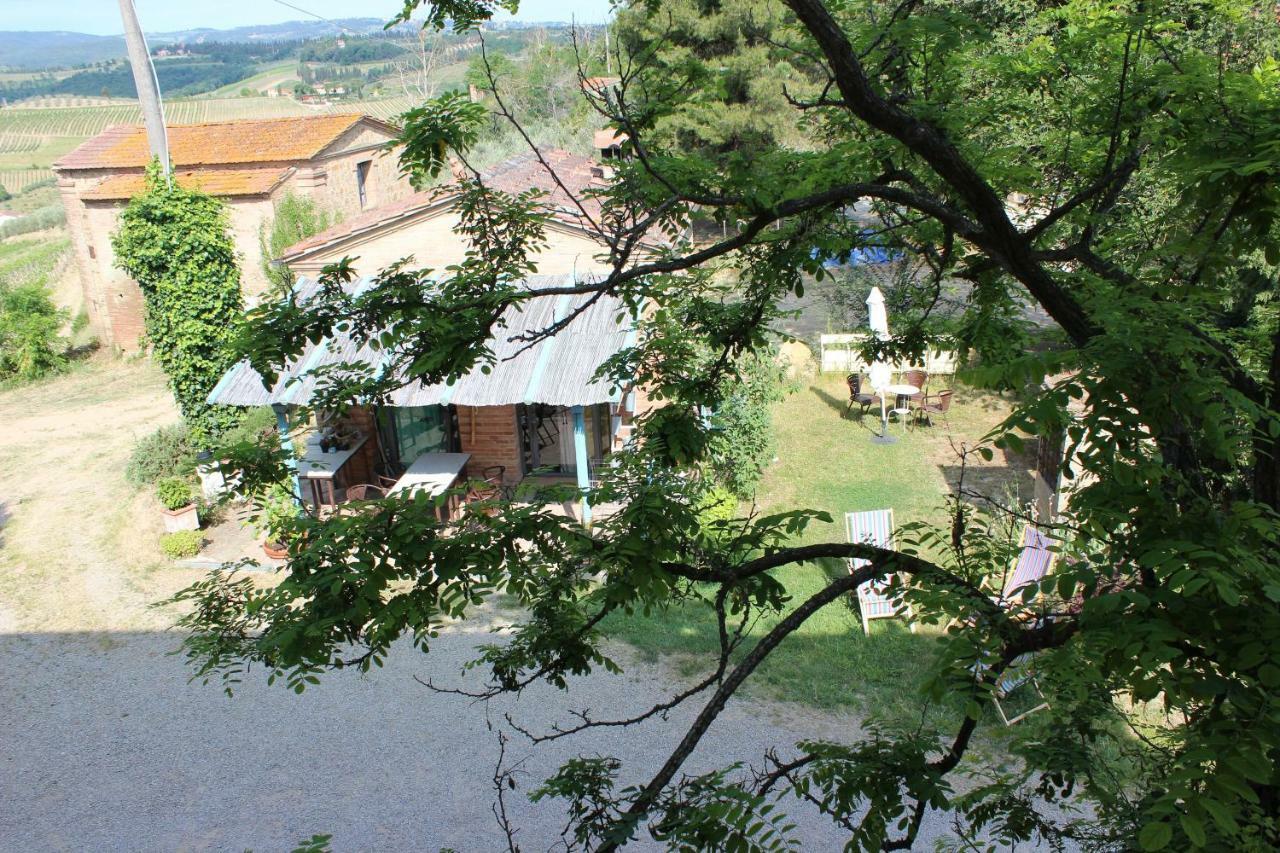 Bio Agriturismo Podere Pretoia San Gimignano Exterior photo